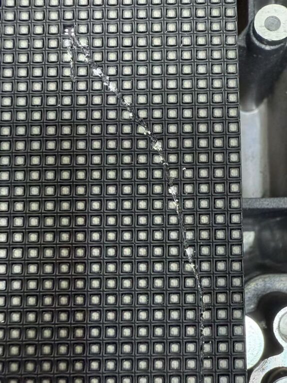 Unilumin UGN P2.6: пайка/замена светодиодов